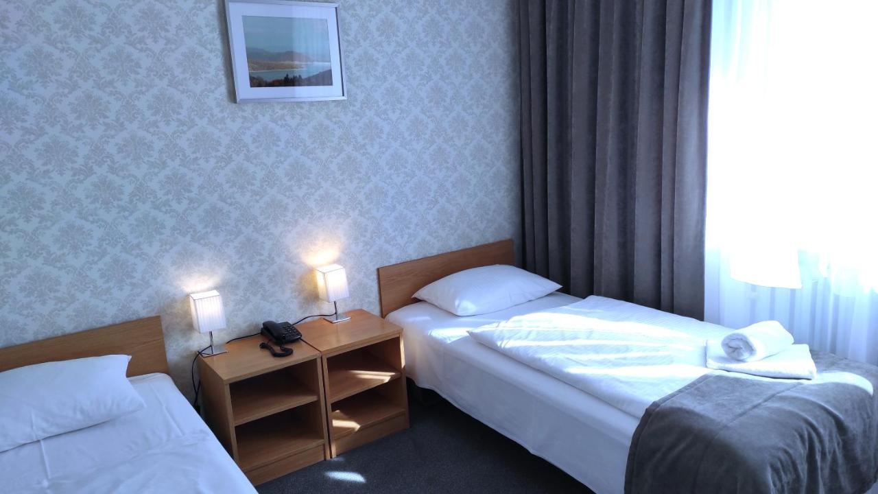 Hotel Polonia Rzeszow Exterior photo