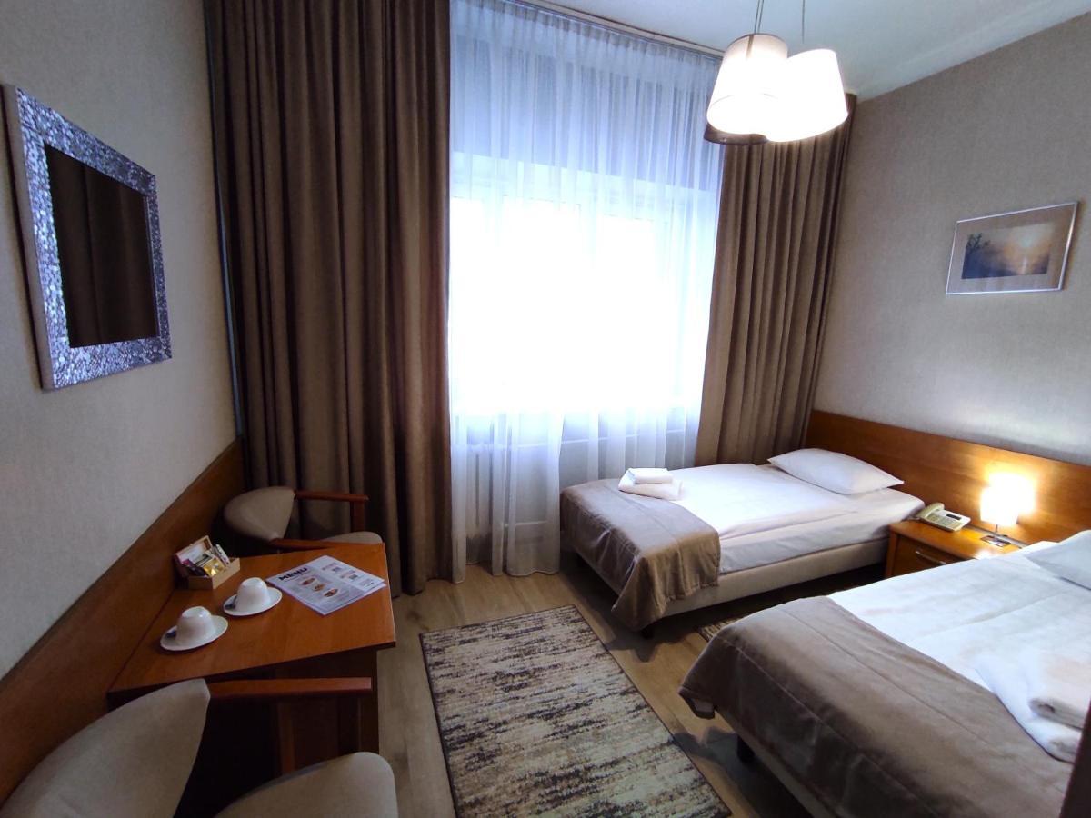 Hotel Polonia Rzeszow Exterior photo