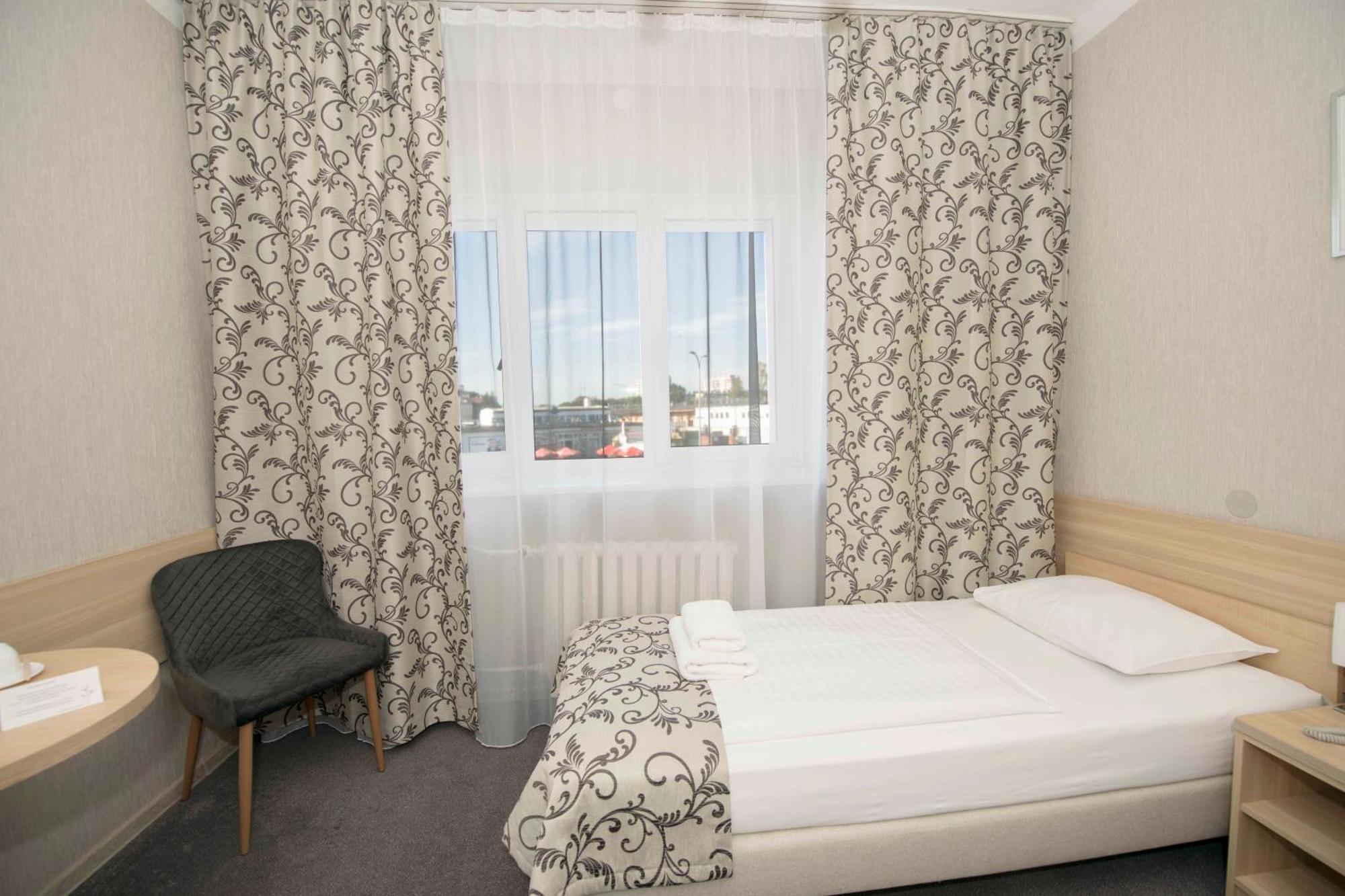 Hotel Polonia Rzeszow Exterior photo