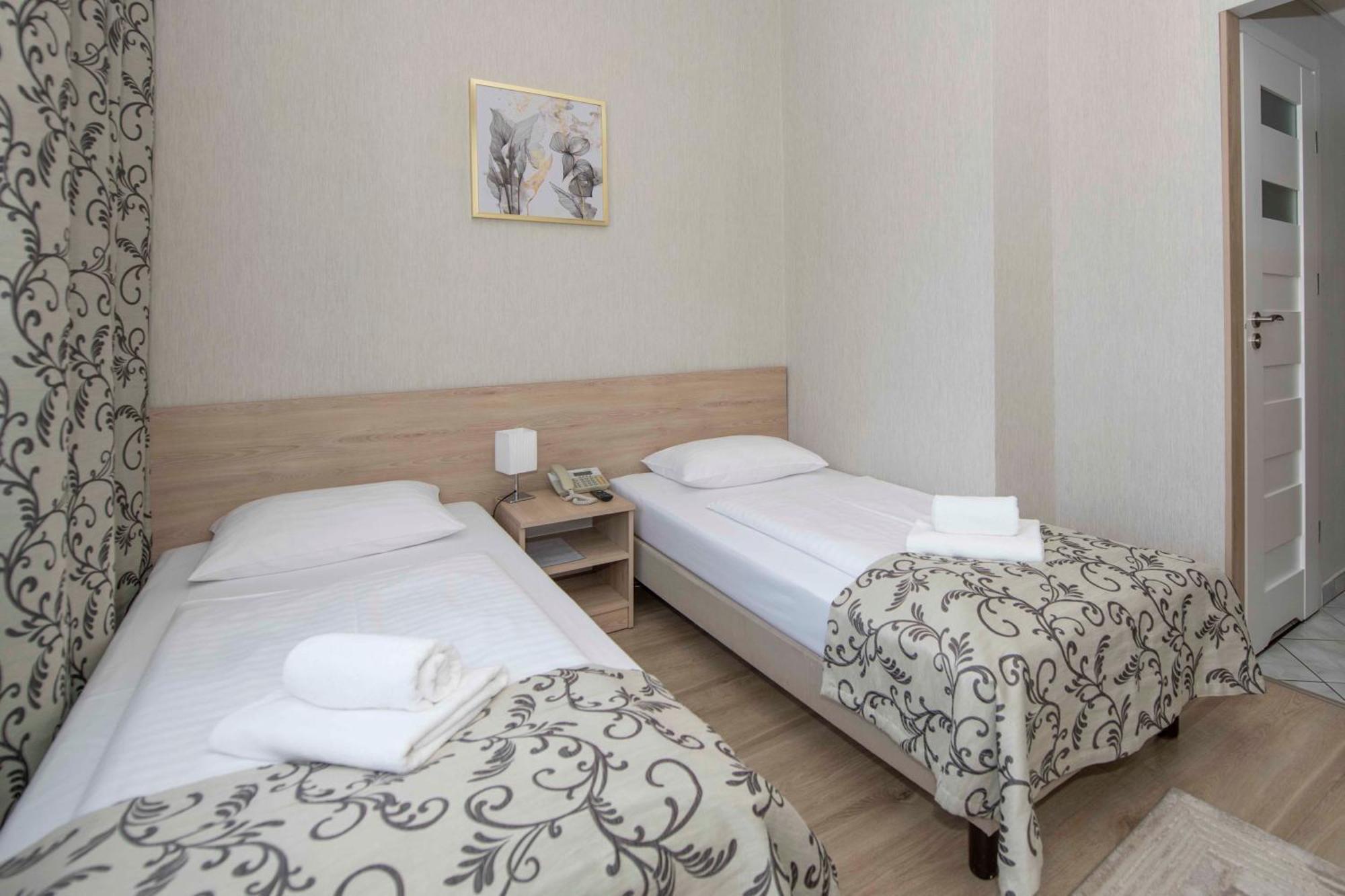 Hotel Polonia Rzeszow Exterior photo