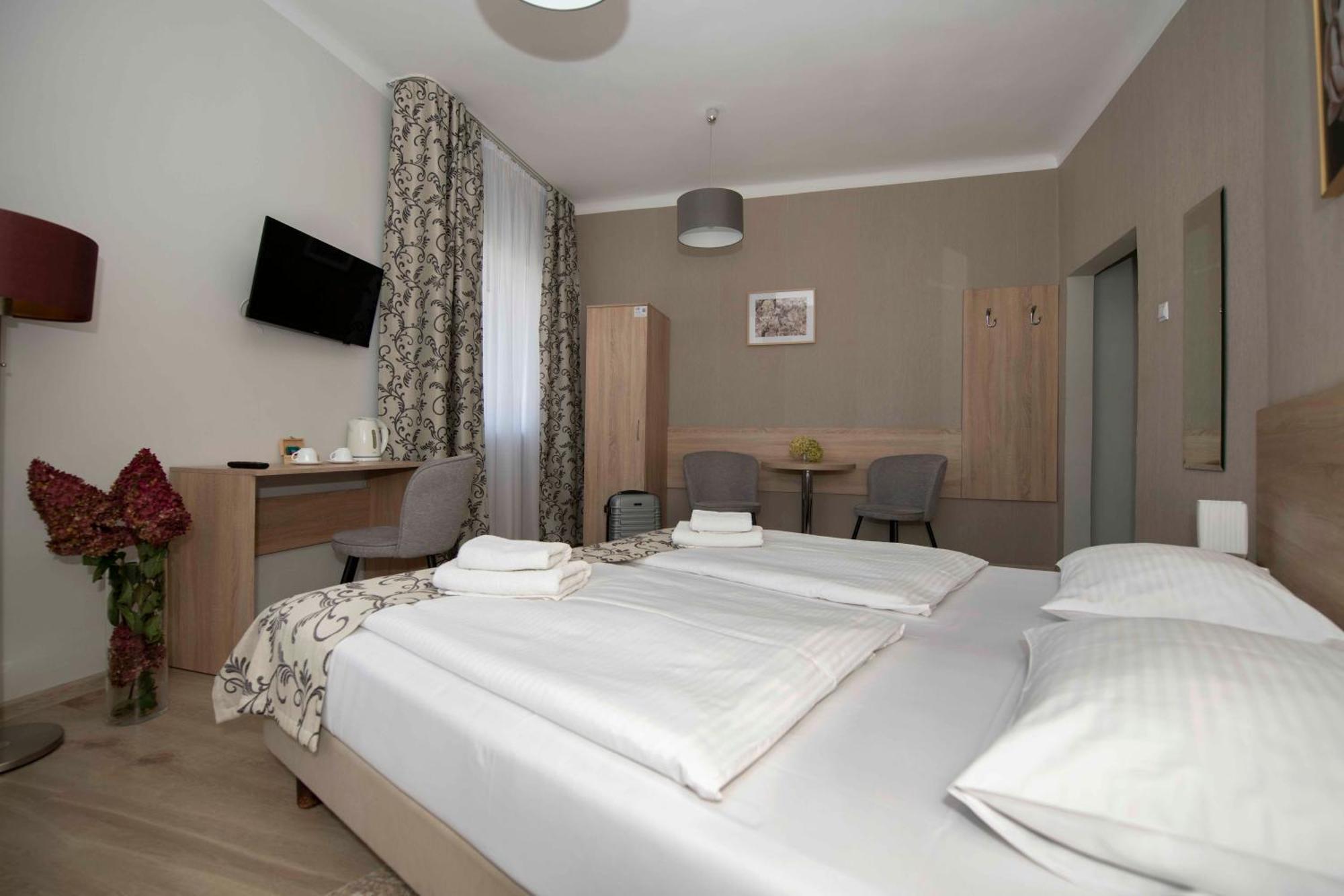 Hotel Polonia Rzeszow Exterior photo