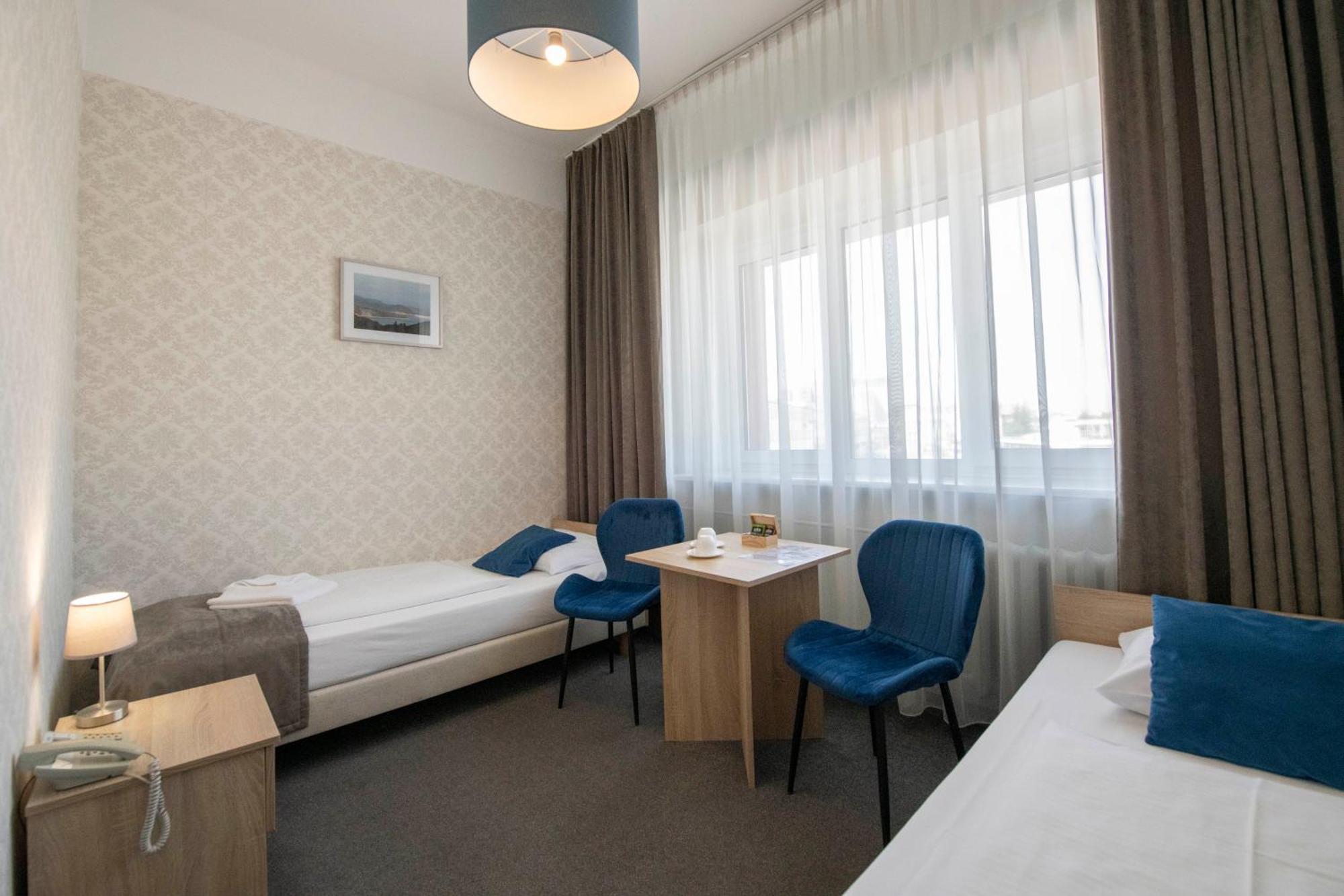 Hotel Polonia Rzeszow Exterior photo