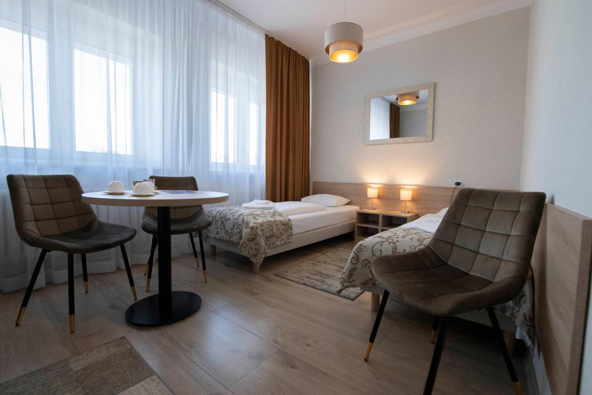 Hotel Polonia Rzeszow Exterior photo